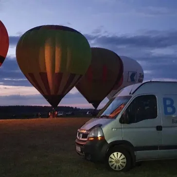 To the moon 🌙 
#busman
#busman_kiev
#вантажніперевезення 
#вантажніперевезенняпоукраїні 
#вантажніперевезеннякиїв 
#вантажнетаксі 
#вантажнетаксікиїв